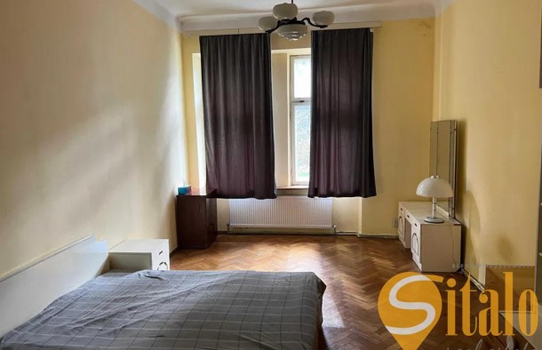 2 кімнатна квартира в центрі Львова на вулиці Пекарській, фото 1