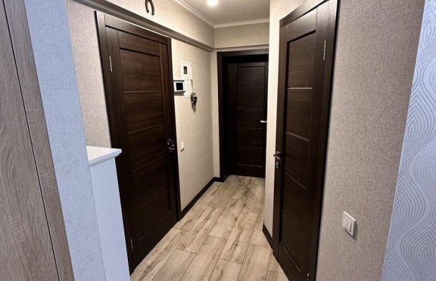 Продаж 2 кімнатної квартири Правий Берег, фото 1