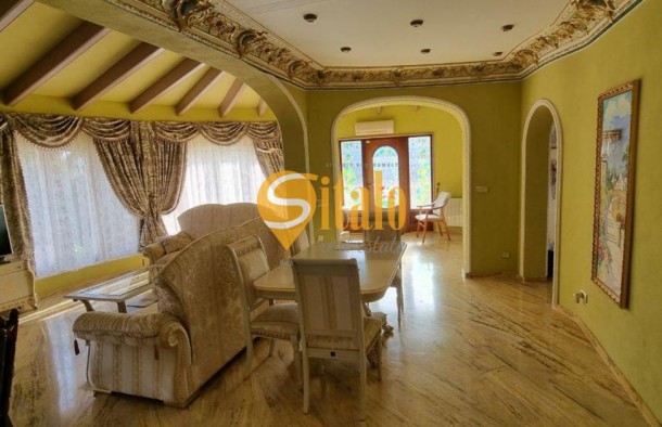 Будинок з панорамним видом на долину та гори, Кальпе., фото 7