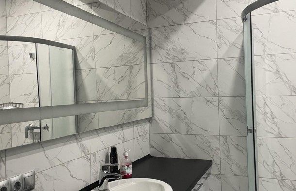 Продаж однокімнатної студії з евроремонтом вул. Незалежної України., фото 5