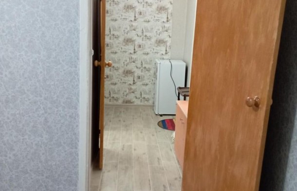 Однокімнатна з балконом та ремонтом на Парамонова., фото 3