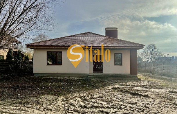 Одноповерховий будинок 138 кв.м з виходом на воду 18 соток, Осокорки, метро Славутич 9 км, фото 1