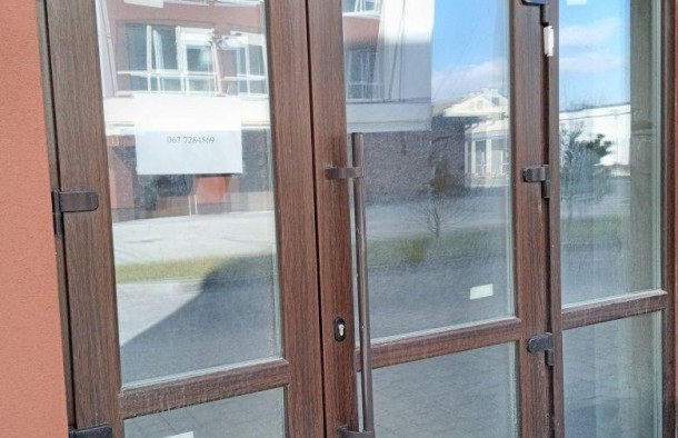 Продаж комерційного приміщення в Опришівськійц Слободі у м.ІваноФранківськ, фото 2