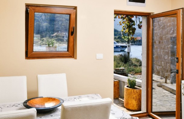 Продаж вілл і будинків в Чорногорії в Тіваті tv01490.3bd_8966, фото 12