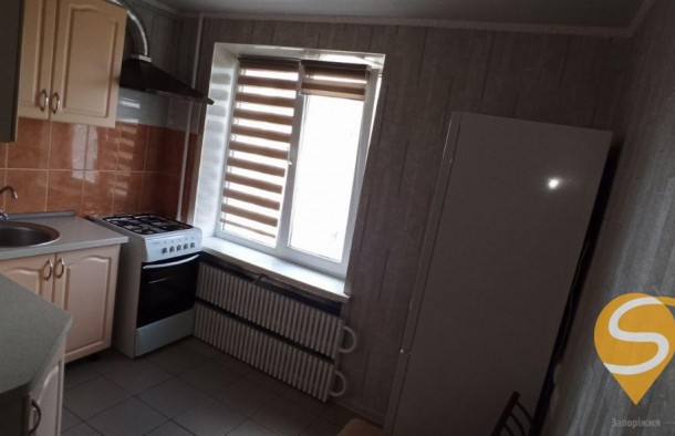 Двокімнатна на Космосі у гарному житловому стані., фото 1