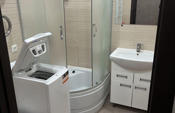 Однокімнатна квартира біля Обласної бібліотеки, вул. Олександрівська., фото 2