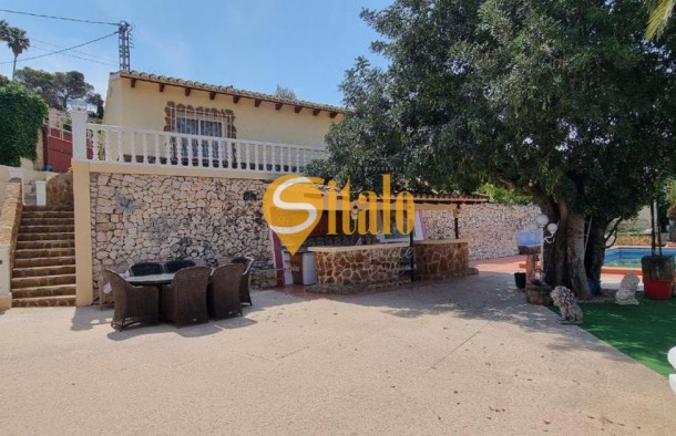 Будинок з панорамним видом на долину та гори, Кальпе., фото 15