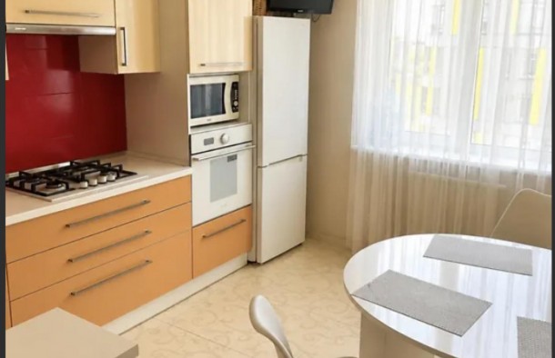 3кімнатна квартира площею 94 м², 6 поверх цегляного будинку на вулиці Пасічна, Львів, фото 3