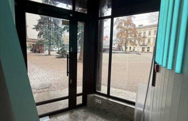 Оренда комерційного приміщення у м. ІваноФранківськ, фото 2