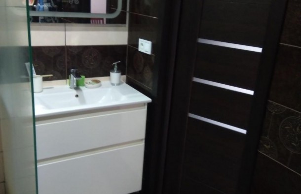 Трикімнатна з ремонтом у центрі Південного мкрн., фото 5