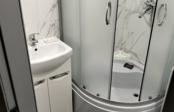 Двокімнатна з ремонтом, малий ринок., фото 8