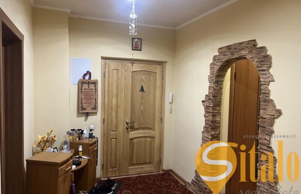 Продаж квартири в Дніпровському районі Запоріжжя за ТЦ Фортуна, фото 1