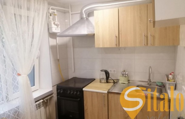 Двокімнатна з ремонтом, малий ринок., фото 2