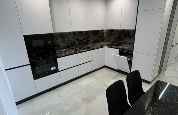 Продаж 1 кім квартири з ремонтом, меблі в новобудовіЦентр, фото 1