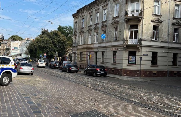 Оренда_ фасадне комерційне приміщення офіс, салон, магазин вулиця Вітовського місто Львів, фото 4
