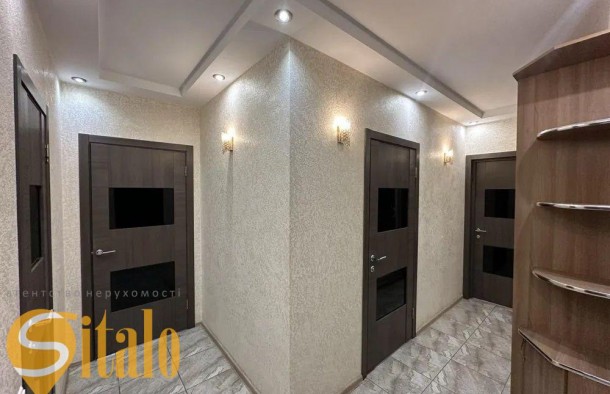 Продається 2 кімнатна з ремонтом та меблями в самому Центрі, фото 6