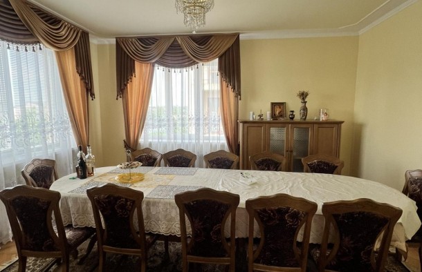 Продаж будинку з ремонтом  біля Львова у с.Малечковичі, фото 17