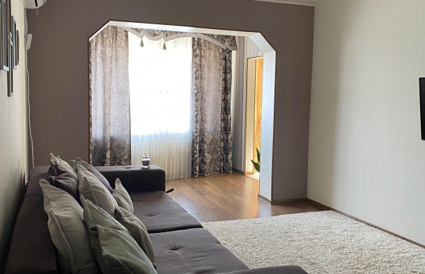 Трикімнатна на 4 Південному мкрн., фото 1