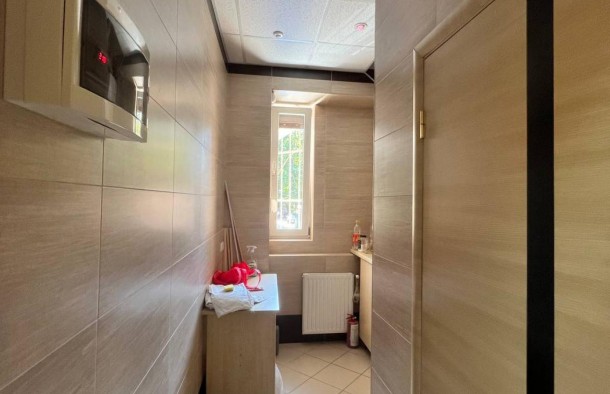 Комерційне приміщення , торгівельна площа, нежитлове на вул.Героїв УПА м.Львів, фото 8