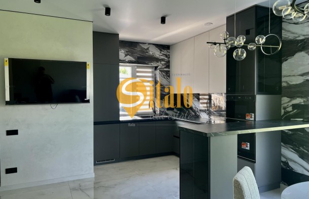 Перша Здача Таунхаус з великим басейном і територією, Осокорки, фото 1