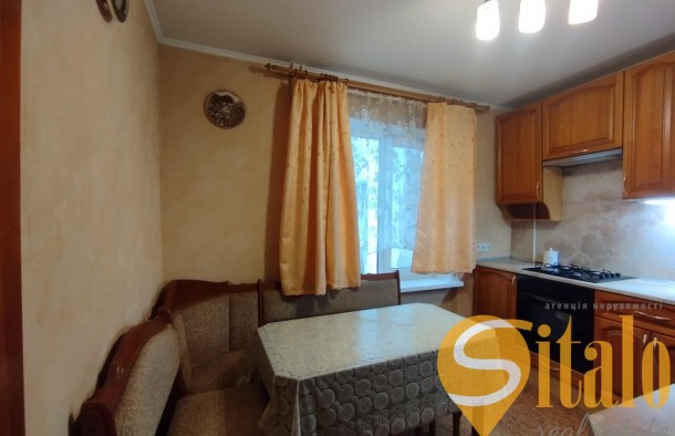 Продаж 4кімн. квартири 76 м² з меблями, пр. Моторобудівників 89 поверх, фото 2