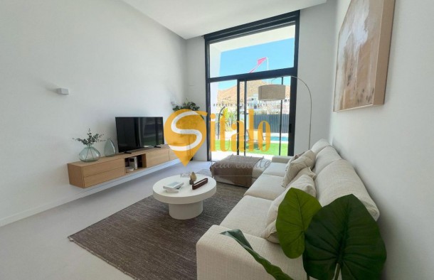 Сучасний будинок з ремонтом у Фінестраті., фото 3