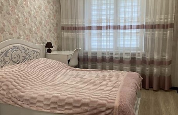 Продаж 2к квартири в районі Малого ринку, фото 2