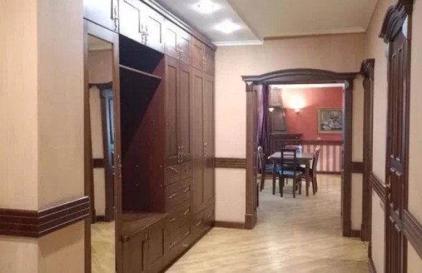 4 кім квартира з меблями і гараж в центрі, фото 7