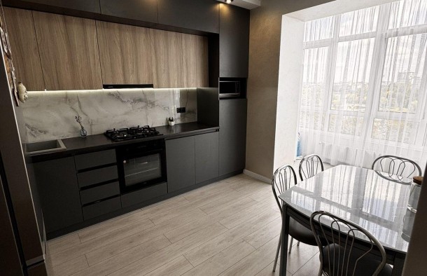 Продаж 1 кімнатної з ремонтом , меблями та техн.  Парк Озеро, фото 7