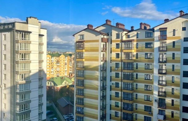Продається 2 кімнатна квартира в пішій доступності ТЦ Липки, Озеро, фото 1