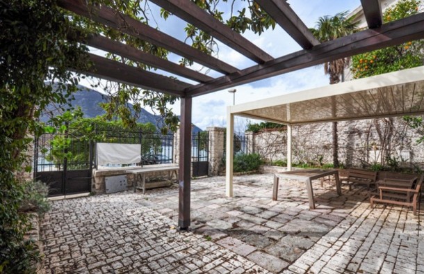 Продаж вілл і будинків в Чорногорії в Доброті db0139.5bd_s8683, фото 2