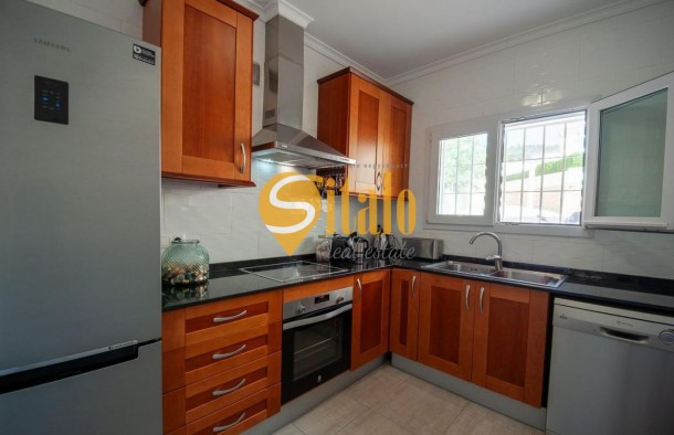 Затишний таунхаус з видом на море та басейном, Кальпе., фото 6