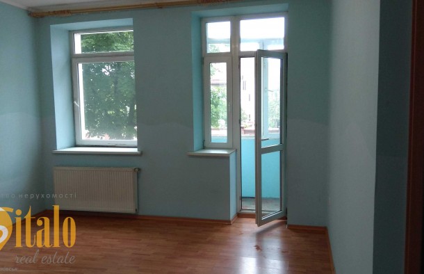 Продаж 1 квартира вул.Богдана Хмельницького,Франківськ., фото 2