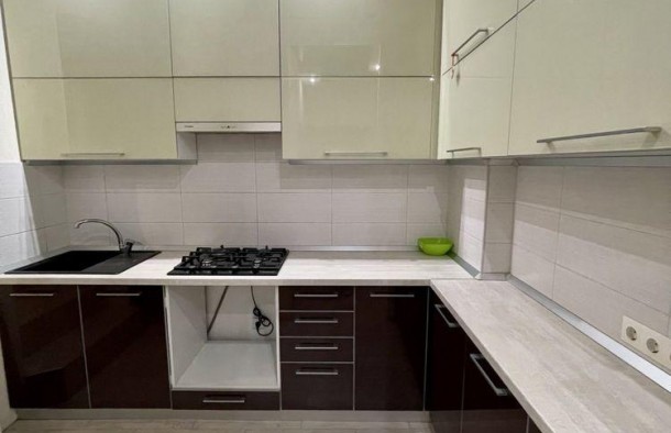 Продаж 2х кімнт. квартири вул. Добролюбова., фото 1