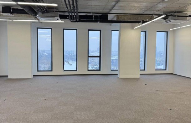 Оренда офісу у сучасному бізнес центрі класу А вулиця Зелена м.Львів, фото 1