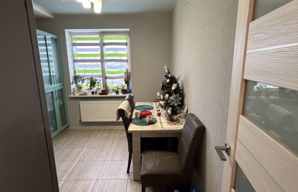 Продаж квартири з ремонтом по вул. Івасюка біля ТРЦ Арсен, фото 3