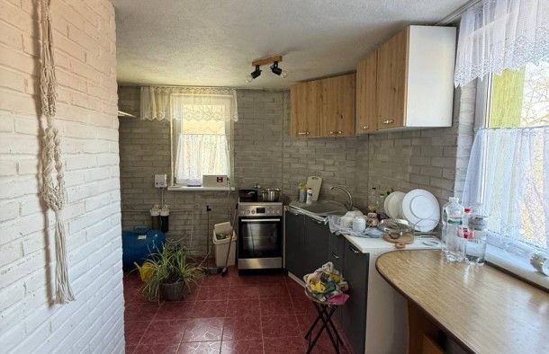 Продаж дачного будинку з ремонтом Завадів,Львівська область, фото 3