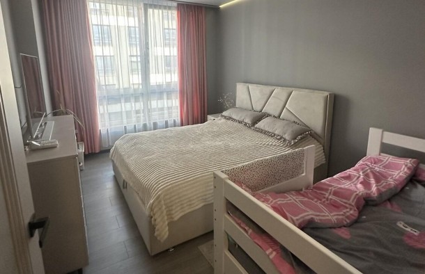 Продаж 1 кім квартири  з ремонтом в зданій новобудові, фото 1