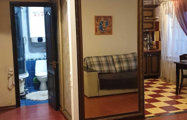 Трикімнатна з ремонтом Космос, фото 2