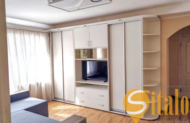 Продаж 3х кімн. квартири по проспекту Соборний біля готелю Інтурист., фото 1