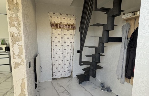 Продаж дачного будинку з ремонтом, с. Підрясне, район Фуджикури, фото 5