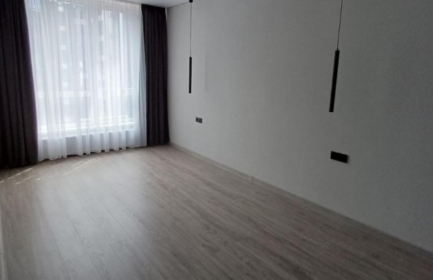 Продаж 2кім квартири в новобудові з ремонтом і меблями, фото 6