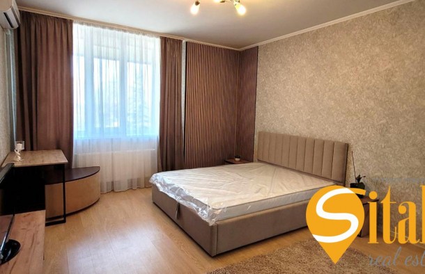 1кімн. 49 м²  ЖК Статус Град  5 хв до м. Осокорки  Будинок з генератором, фото 2