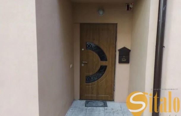 Продаж _ комерційне приміщення  офіс, салон, квартира  центр м. Львів, вул. Личаківська, фото 2