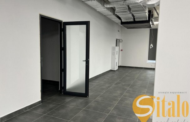 Пропонується в оренду просторе комерційне приміщення у Львові на вул. Щирецькій, фото 6