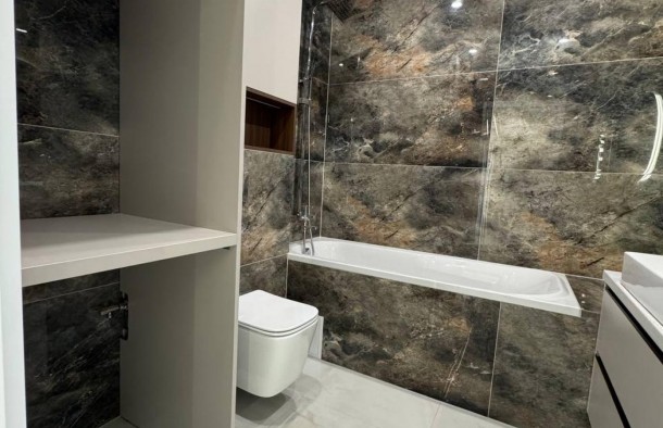 Продаж 2 кім квартири в центрі з ремонтом і меблями, фото 17