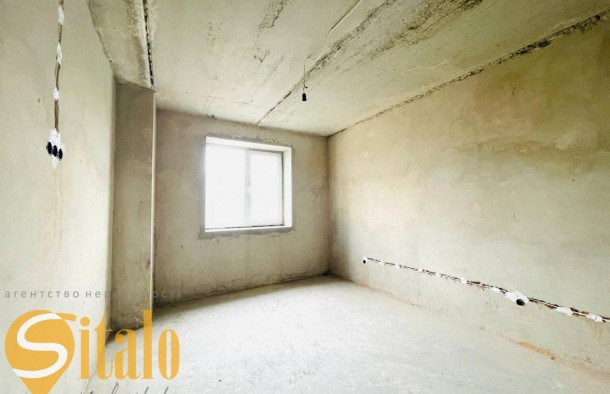 Продаю видову  2 кімнатну 74.5м.кв  квартиру в Центрі, фото 4