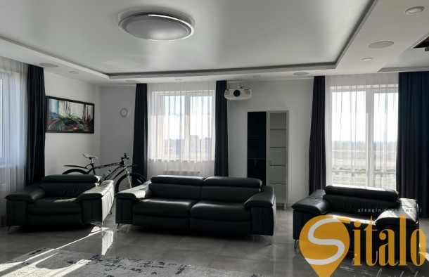 Продається двоповерхова 4кімнатна квартира з дизайнерським ремонтом у сучасному будинку на вул. Дж.Вашингтона. Площа  165 м²., фото 6