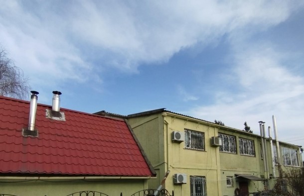 Будинок для життя та бізнесу 12 соток  окремі бокси 100 м², фото 2