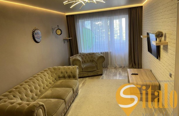 Трикімнатна з  ремонтом та меблями., фото 2